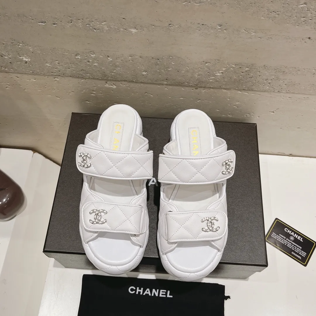 👟👟Ex-factory price 520👟👟 (top version) CHANEL Chanel C Jia Xiaoxiang 24ss new wedge heel open toe high heel sandals Top counter quality, don’t be super stunning the moment you put it on your feet🔥All materials are customized according to the original version! Upper: imported cowhide, lining: imported sheepskin, feet: sheepskin, sole: original outsole, size: 34-41